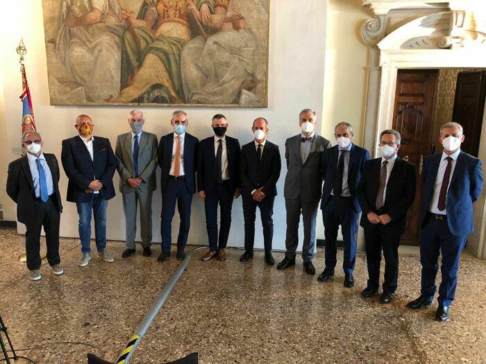 Il Comitato Tecnico Strategico durante la presentazione alla stampa